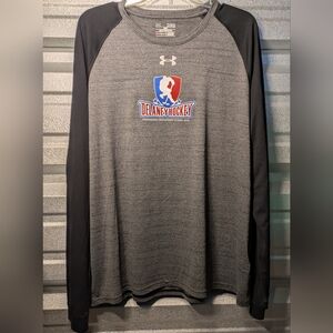 Under Armour Gray and Black Long Sleeve Tee Size Xl